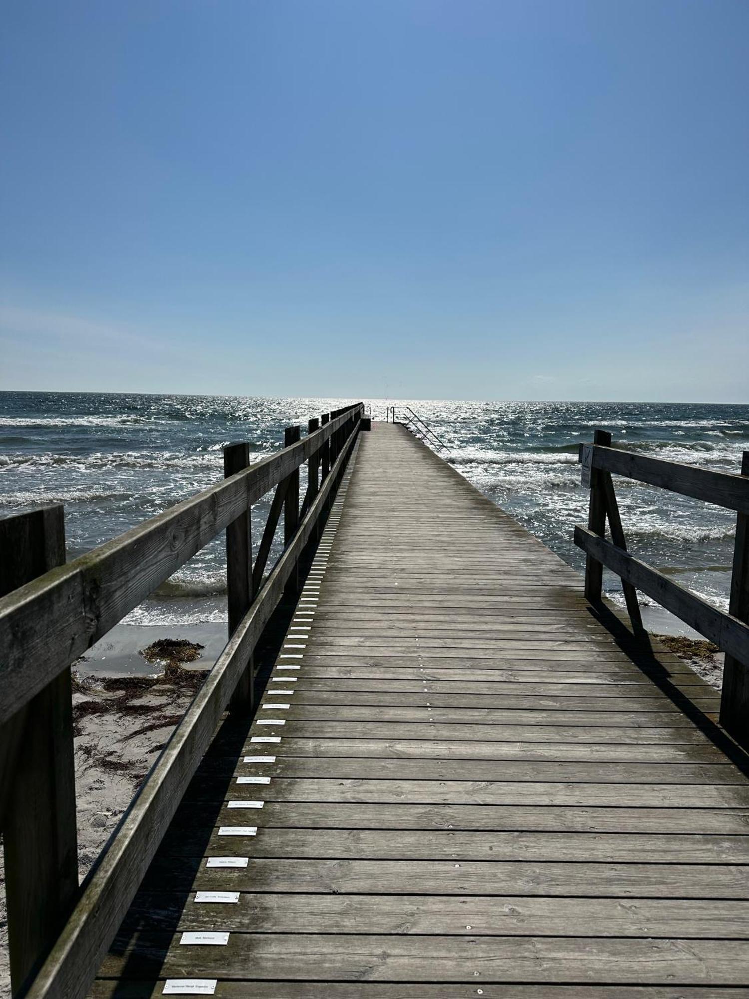Gaesthus I Kaempinge Naera Stranden Höllviken 外观 照片